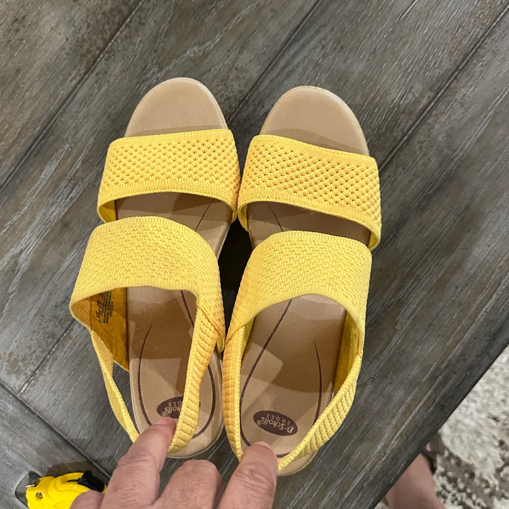 Dr. Scholls Stitch Fix Yellow Chunky Heel Platform Sandals - Picture 11 of 13